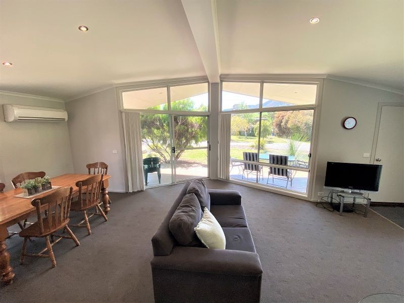 15 Eustace Street, Dartmouth VIC 3701