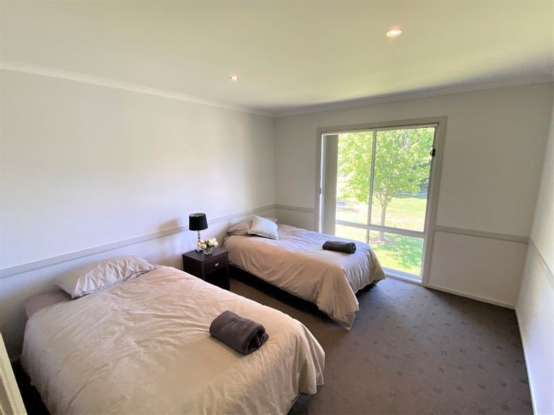 15 Eustace Street, Dartmouth VIC 3701