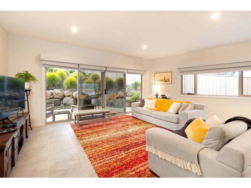 18 Tanner Terrace, Wodonga VIC 3690