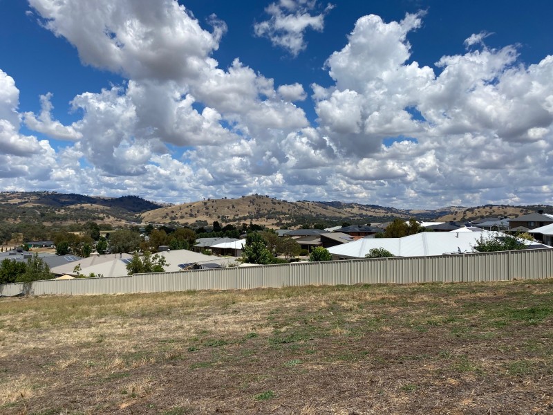 8 Edmunds Place, Leneva VIC 3691
