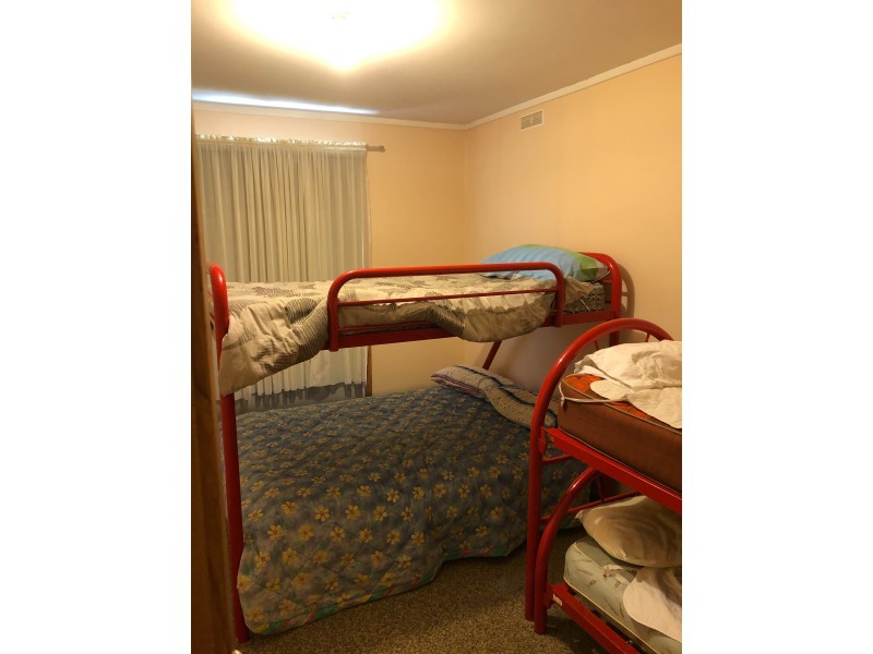 7 CRAWFORD COURT, Dartmouth VIC 3701