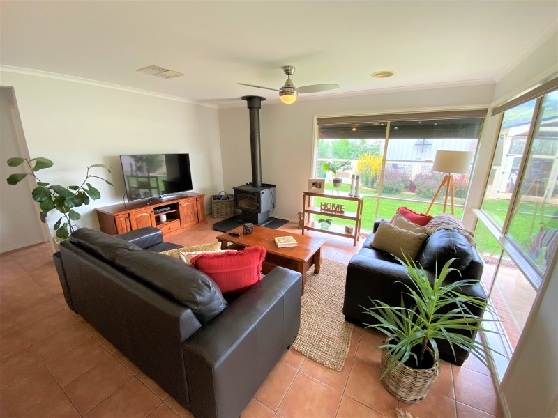 13 Birkdale Terrace, Wodonga VIC 3690