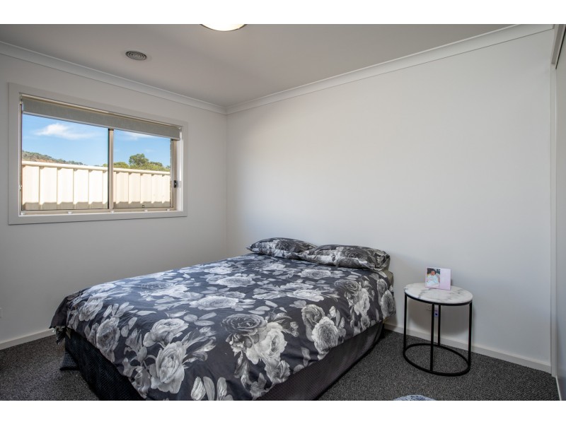 9 Roper Street, West Wodonga VIC 3690