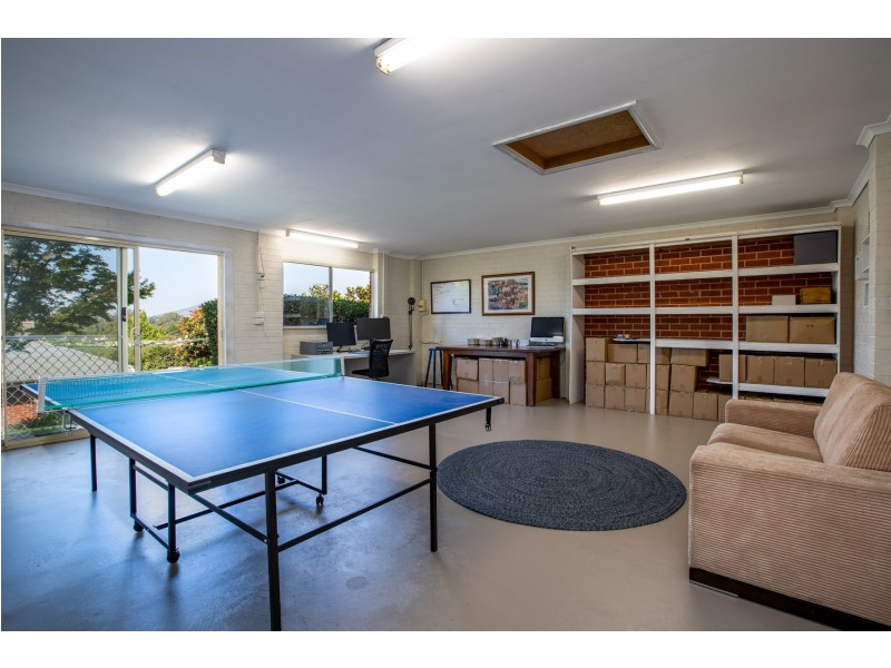 38 WHERNSIDE DRIVE, Wodonga VIC 3690