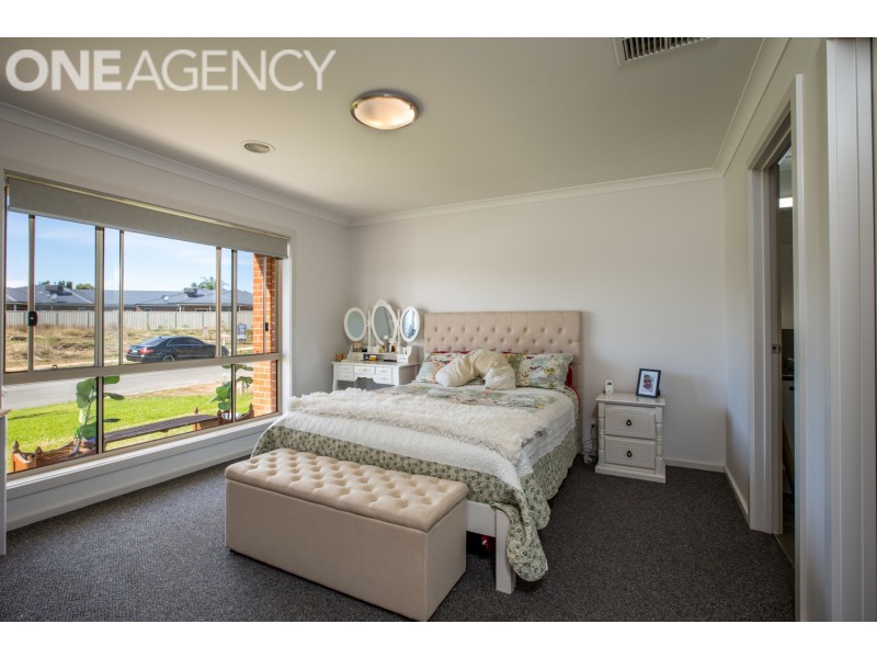 9 Roper Street, West Wodonga VIC 3690