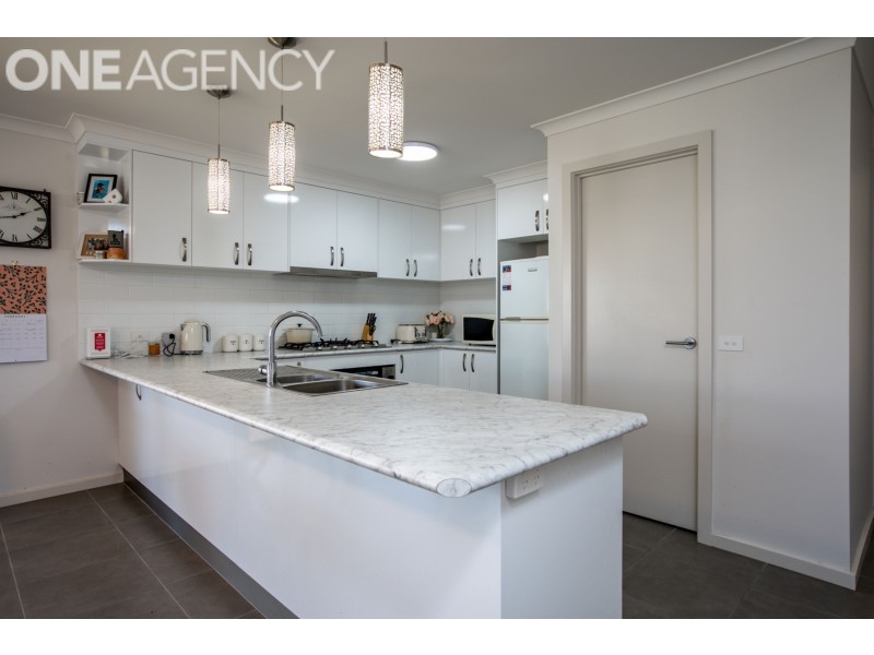 9 Roper Street, West Wodonga VIC 3690