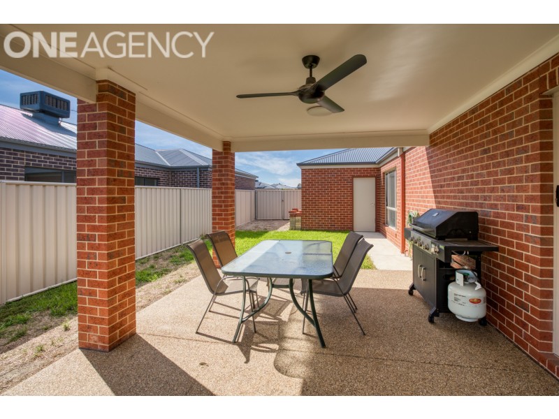 9 Roper Street, West Wodonga VIC 3690