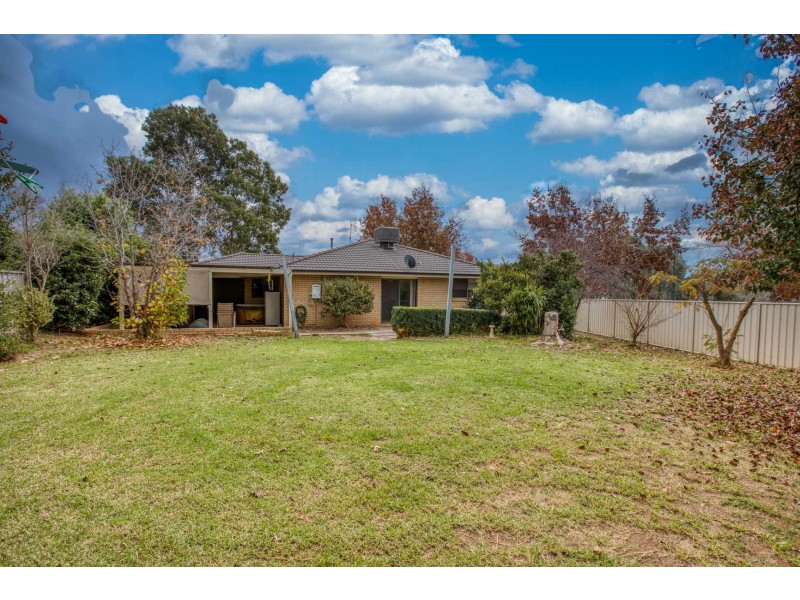 2 FOXGLOVE TERRACE, Baranduda VIC 3691