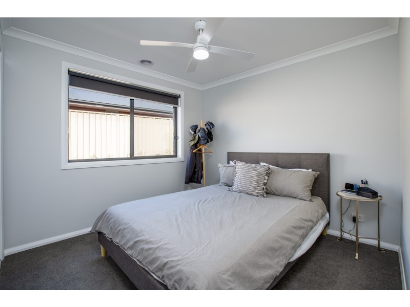 26 BLACKWOOD AVENUE, Wodonga VIC 3690