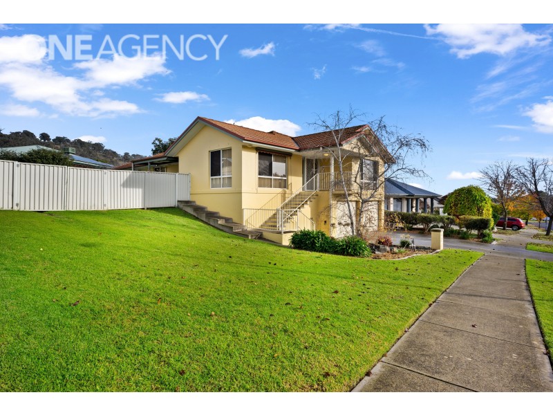 21 YARRALUMLA DRIVE, West Wodonga VIC 3690