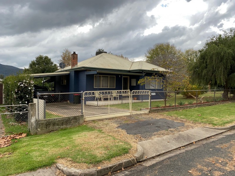 3793 Omeo Highway, Eskdale VIC 3701