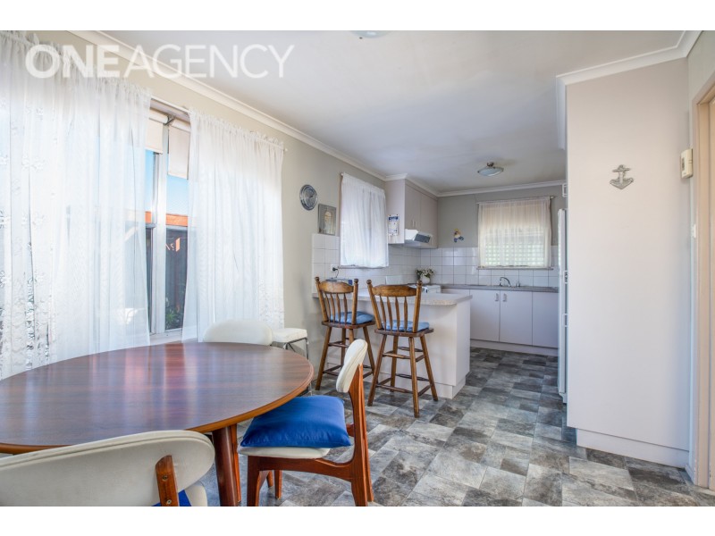 12 PRAGUE AVENUE, Wodonga VIC 3690