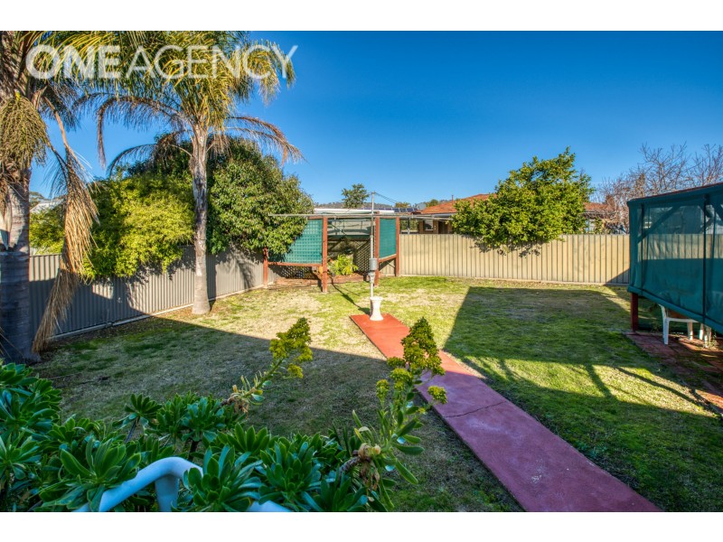 12 PRAGUE AVENUE, Wodonga VIC 3690