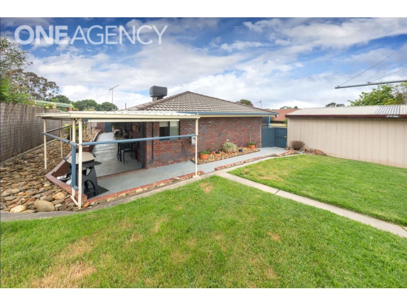 11 BRUCE STREET, West Wodonga VIC 3690