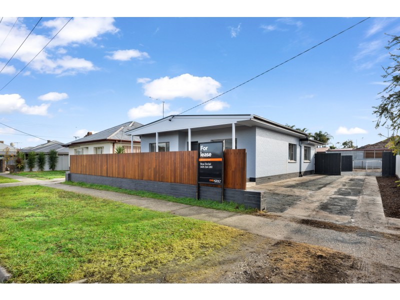 74 LAWRENCE STREET, Wodonga VIC 3690