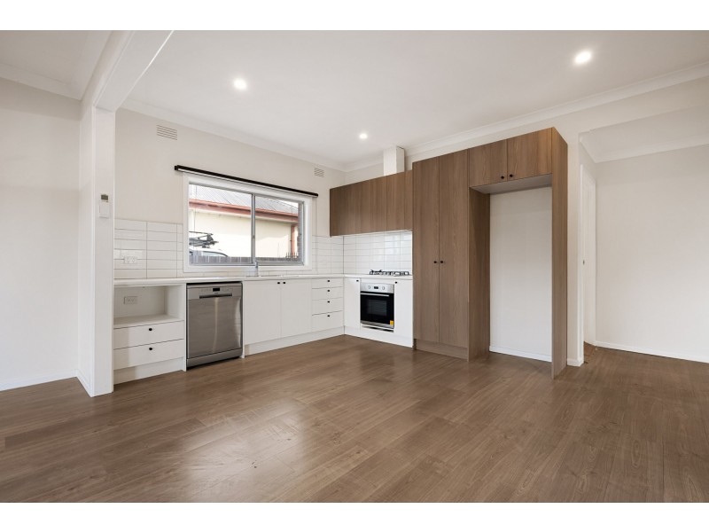 74 LAWRENCE STREET, Wodonga VIC 3690