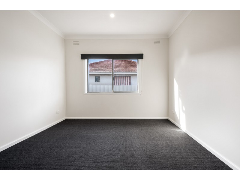 74 LAWRENCE STREET, Wodonga VIC 3690