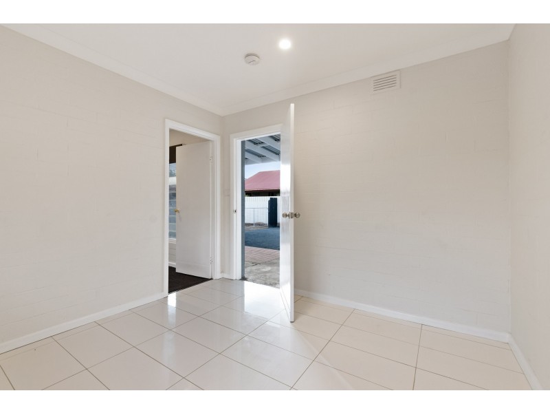 74 LAWRENCE STREET, Wodonga VIC 3690