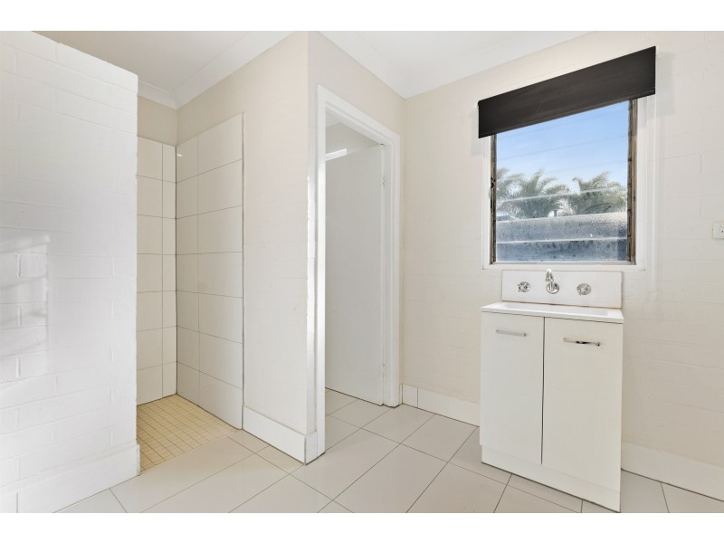 74 LAWRENCE STREET, Wodonga VIC 3690