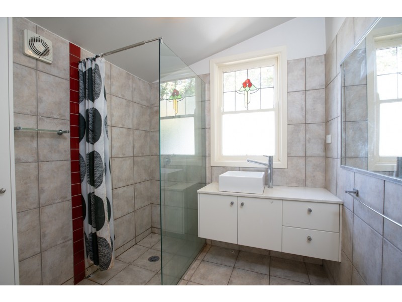 8 Havelock Street, Wodonga VIC 3690