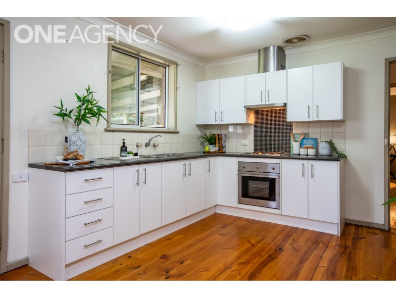 570 Spurrway Drive, West Albury NSW 2640