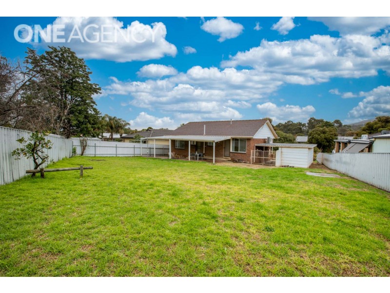 570 Spurrway Drive, West Albury NSW 2640