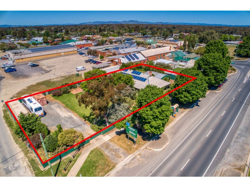 106 STURT STREET, Howlong NSW 2643