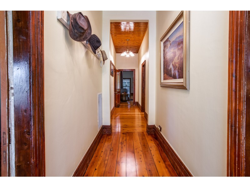 106 STURT STREET, Howlong NSW 2643