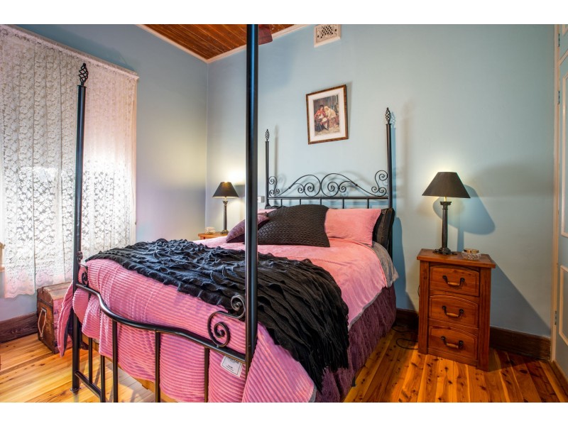 106 STURT STREET, Howlong NSW 2643