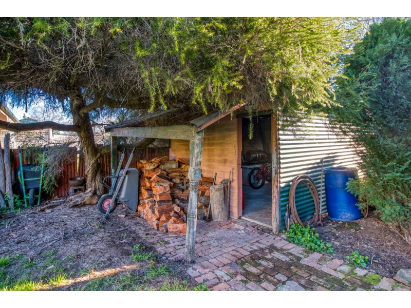 106 STURT STREET, Howlong NSW 2643