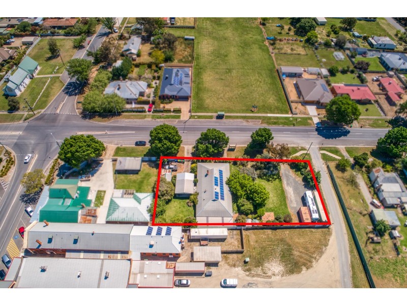106 STURT STREET, Howlong NSW 2643
