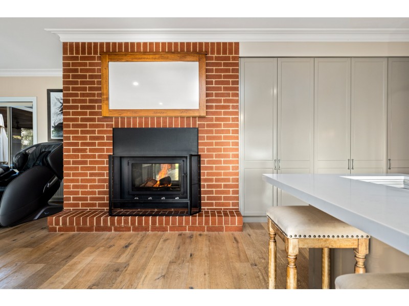 9 PEREGRINE PLACE, Wodonga VIC 3690