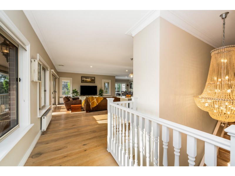 9 PEREGRINE PLACE, Wodonga VIC 3690