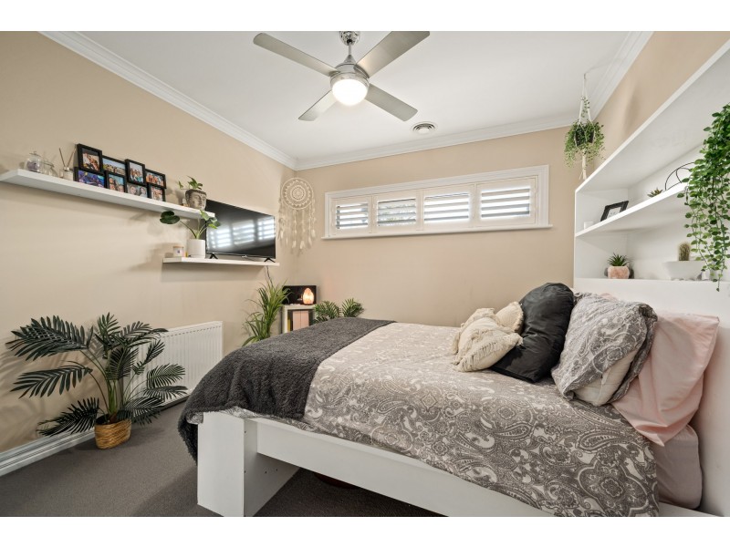 9 PEREGRINE PLACE, Wodonga VIC 3690