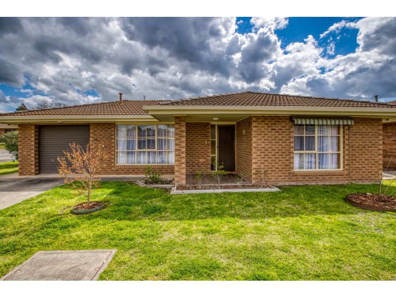 40 Woodland Close, West Albury NSW 2640