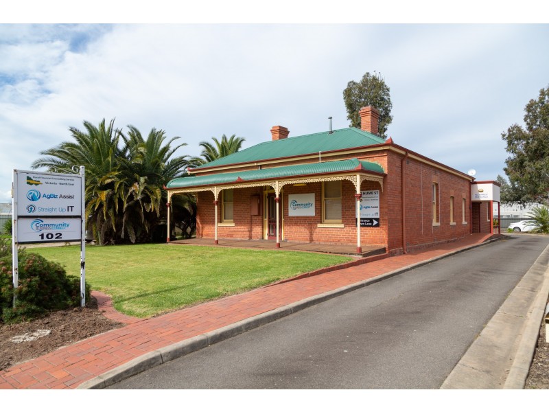102 HUME STREET, Wodonga VIC 3690