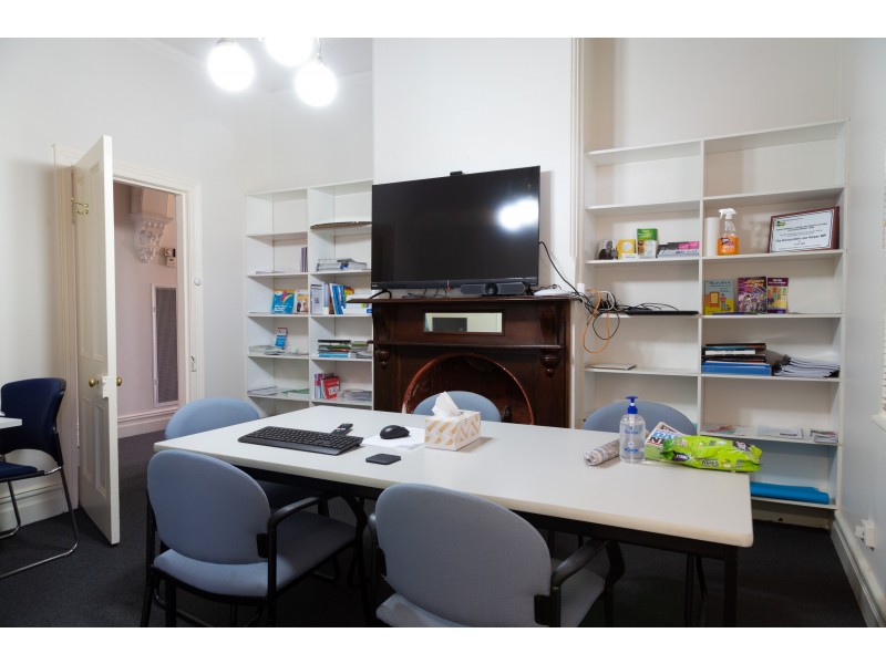 102 HUME STREET, Wodonga VIC 3690