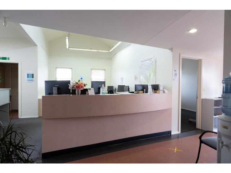 102 HUME STREET, Wodonga VIC 3690