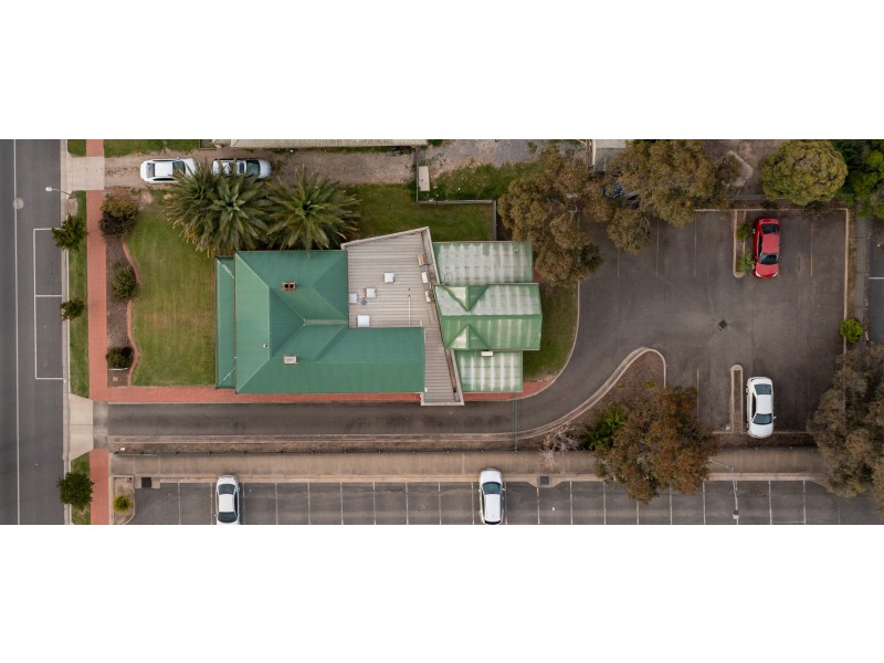 102 HUME STREET, Wodonga VIC 3690