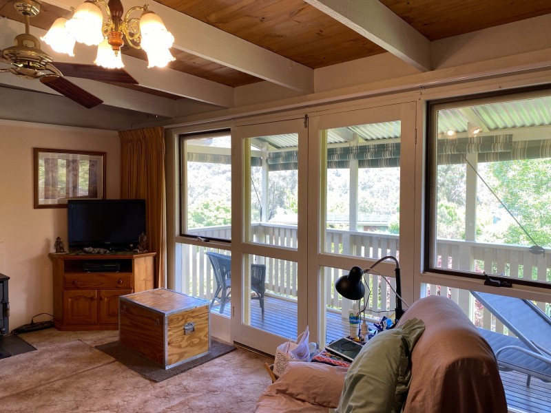 5 JITEMA STREET, Dartmouth VIC 3701