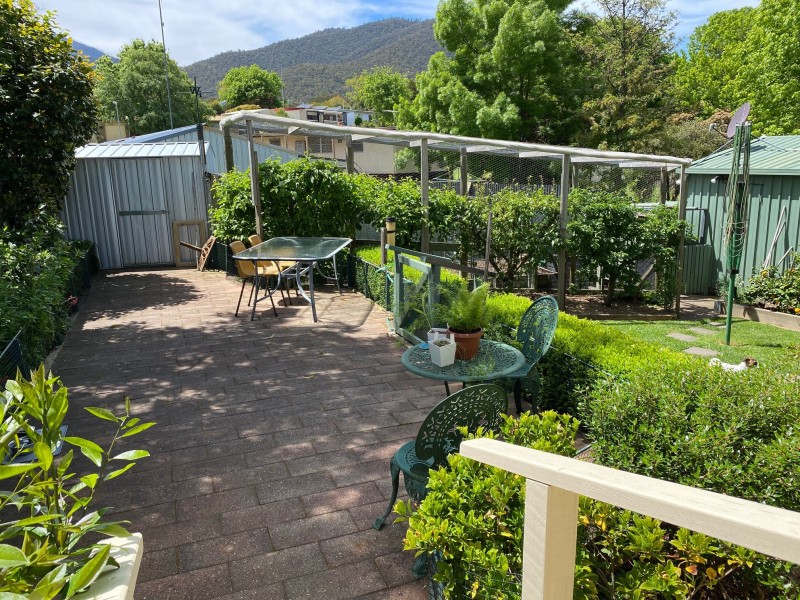 5 JITEMA STREET, Dartmouth VIC 3701