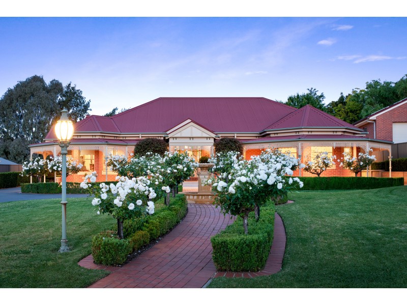 24 GLEN AVON TERRACE, Wodonga VIC 3690