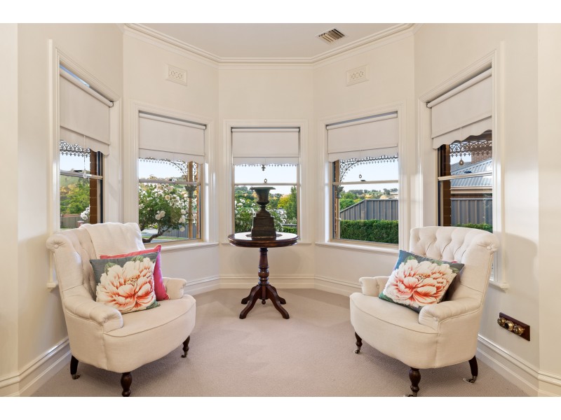 24 GLEN AVON TERRACE, Wodonga VIC 3690