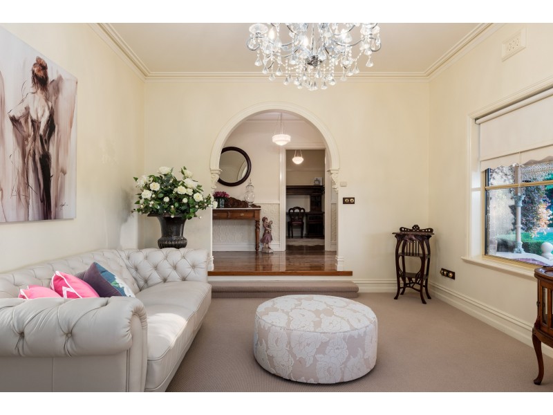 24 GLEN AVON TERRACE, Wodonga VIC 3690