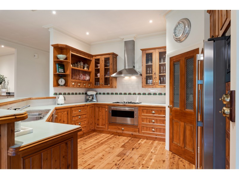 24 GLEN AVON TERRACE, Wodonga VIC 3690