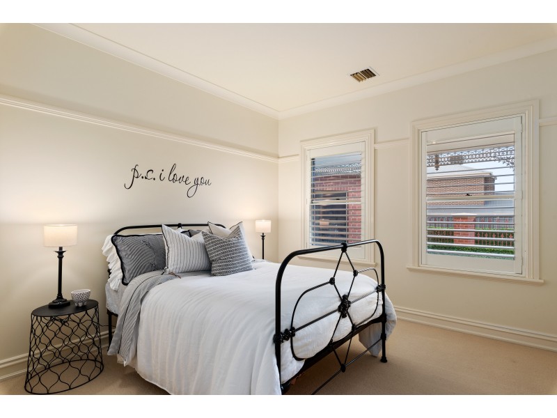 24 GLEN AVON TERRACE, Wodonga VIC 3690