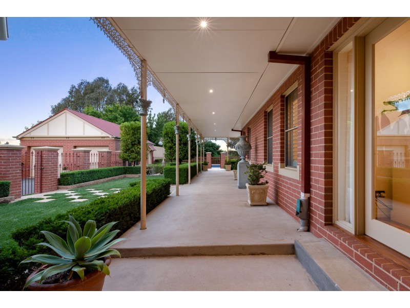 24 GLEN AVON TERRACE, Wodonga VIC 3690