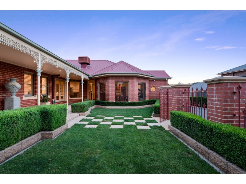 24 GLEN AVON TERRACE, Wodonga VIC 3690