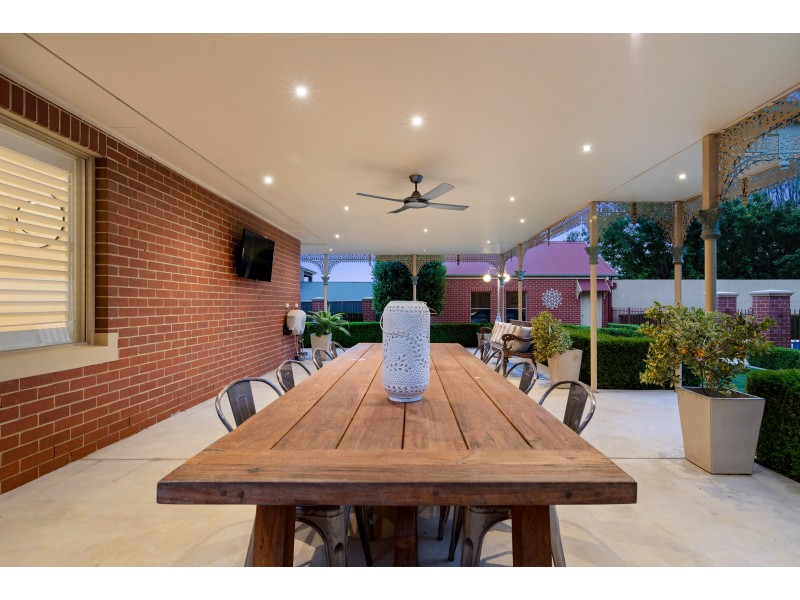 24 GLEN AVON TERRACE, Wodonga VIC 3690