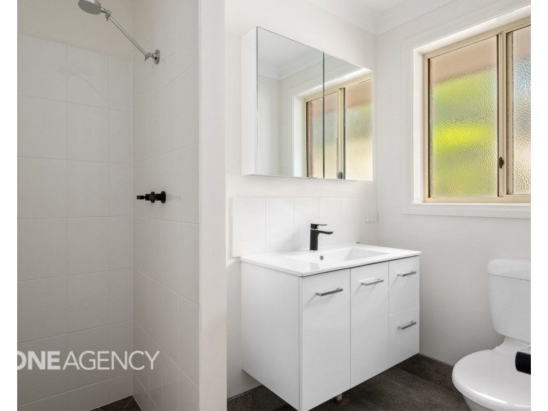 2/27 Severin Court, Thurgoona NSW 2640